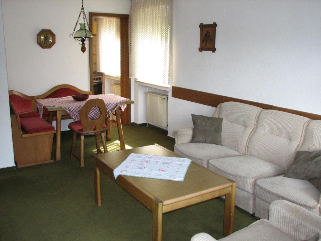 Haus Sonnenschein Apartment เลนเนชตัดท์ ภายนอก รูปภาพ